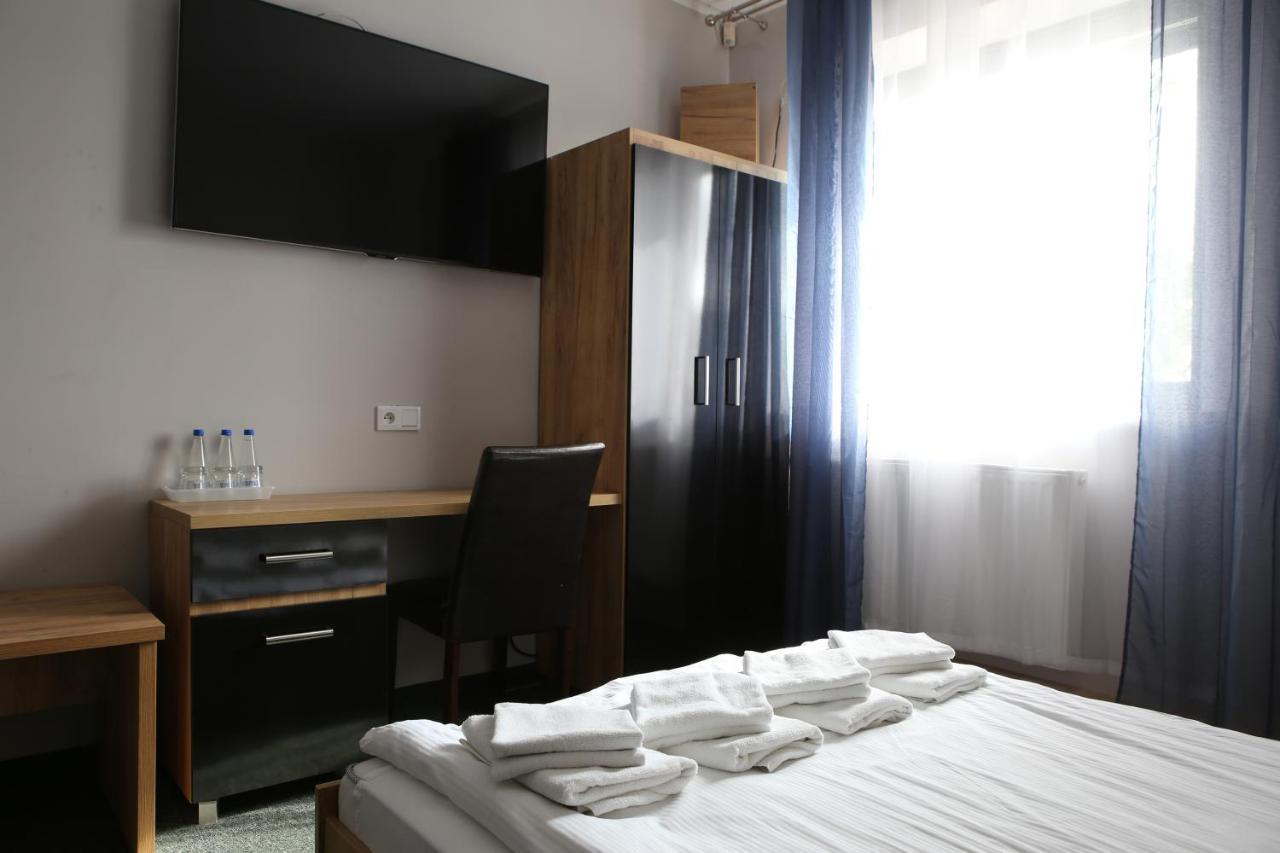 Hotel Sunny Poznan Exterior photo